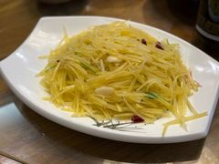 酸辣土豆丝-鱼王府大酒店