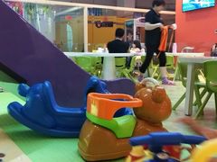 -蓝旗游泳·青训·亲子水域中心(方庄中心)
