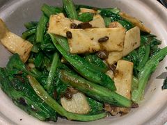 -巷子里小酒馆(西三道街店)
