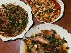 干烧耗儿鱼-洪霞餐馆