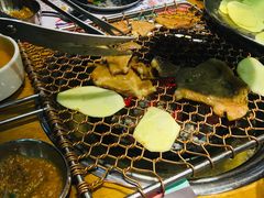 -老炉家木炭烤肉(长江国际店)