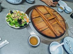 -日新铁锅焖面(坝上店)