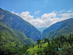 -鹿院坪生态旅游景区