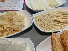 -光头药膳鸡(莱茵小镇店)