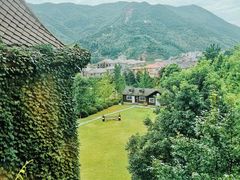 -梦娜斯庄园