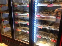 -钢管厂五区小郡肝串串香(蜀都万达店)