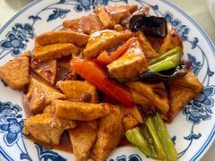 -天天向上素食餐厅(五台山店)