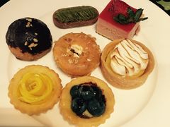 -圣丰索菲特·2 On 988 Café 自助餐厅