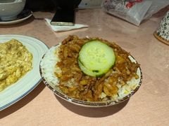 卤肉饭-吉事利茶餐厅