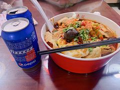 -螺丰汇柳州螺蛳粉(苹果园地铁站F口店)