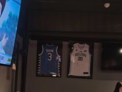 -京狮炙燥·精酿烧烤(首经贸店)