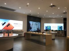 -华为授权体验店(中山公园来福士)