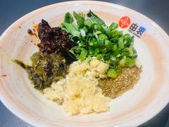 -由衷贵州酸汤牛肉火锅(新桥店)