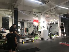 -汗水空间私教健身连锁(SM广场店)
