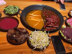 -壹兆圆重庆火锅手工炒底料(长白格林玫瑰湾店)