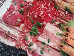 烤肉拼盘-美洲岛烤肉自助餐厅