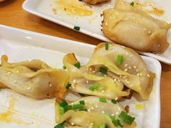 牛肉鍋貼-小姜锅贴(凤凰街店)