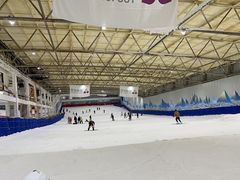 -乔波室内滑雪场