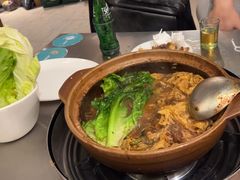 -胡须佬鸡煲四季火锅店(石厦西村直营店)