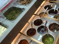 自助调料区-海底捞火锅(河东万达广场店)