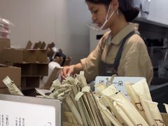 -喜茶(上海淮海中路渔阳里店)