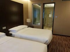 -上海龙之梦万丽酒店