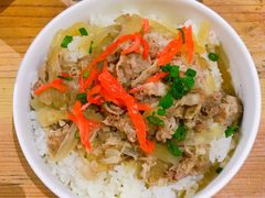肥牛饭-鸟鸣门屋台料理(金帝银泰店)