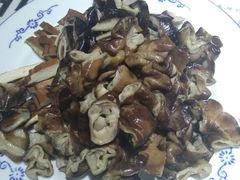 梆梆肉-天发芽·何记葫芦头泡馍·老字号(小南门店)