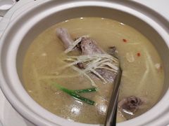 -绿杨春·淮扬宴(庐山路店)