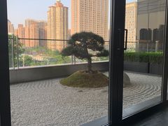 -丽思卡尔顿·炙焰·铁板烧餐厅