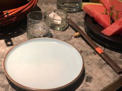餐具摆设-稻鲜记潮汕砂锅粥