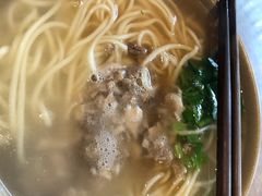 -亮亮面馆(经六路店)