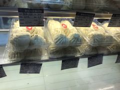 -白玉兰食品甜凤店(合生汇店)