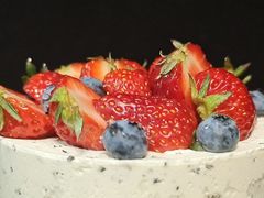 红茶雅默-山与蓝·轻糖鲜果蛋糕(勒泰店)