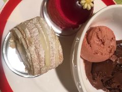 -咖啡苑自助餐厅·中国大饭店