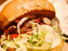 -The Habit Burger Grill 哈比特汉堡(复兴soho店)