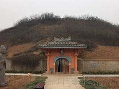 -洛阳古墓博物馆