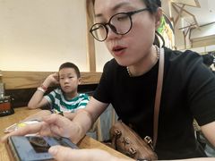 -桂在香知桂林米粉(红博中央公园店)