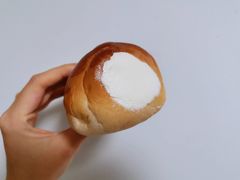 奶油牛角面包-新侨三宝乐面包店(崇文门店)
