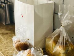 -沁屋面包店(人民东路店)