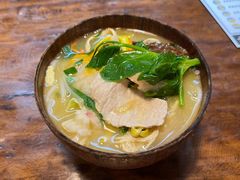 -银米·云南传统过桥米线(双廊黑金冠店)