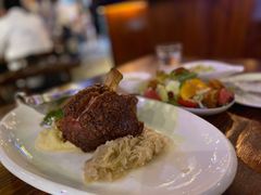 -1886德国汽车餐厅(外滩十六铺码头店)
