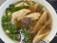 -赵氏牛肉罩火烧
