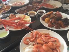 -淄博蓝海国际大饭店·蓝钻国际美食自助百汇(柳泉路店)