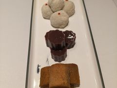 -鸿运楼烤鸭店(天桥店)