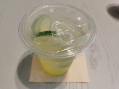 -M Stand(宁波万象城店)