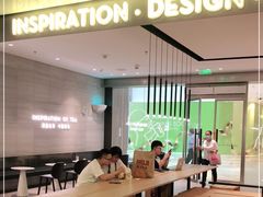 -喜茶(杭州滨江宝龙店)