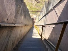 -钻石头山