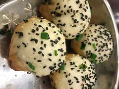 特色生煎-三两春(浦三路店)