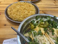 -柳州肥姨妈大骨螺蛳粉(江宁万达店)